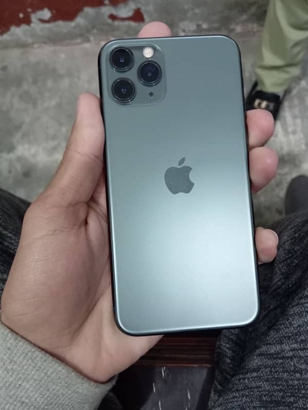 iphone 11 pro 2