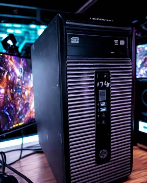 High-Performance Intel Core i7 Gaming PC - 16GB RAM & RX480 1