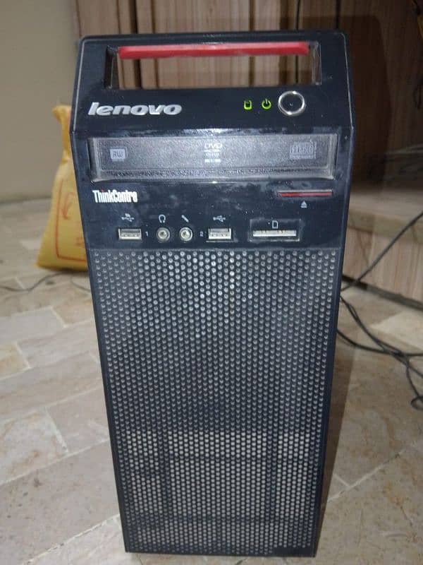 i5-4590S Lenovo Desktops + Cables and 17'inch LCD Urgent Sales 2