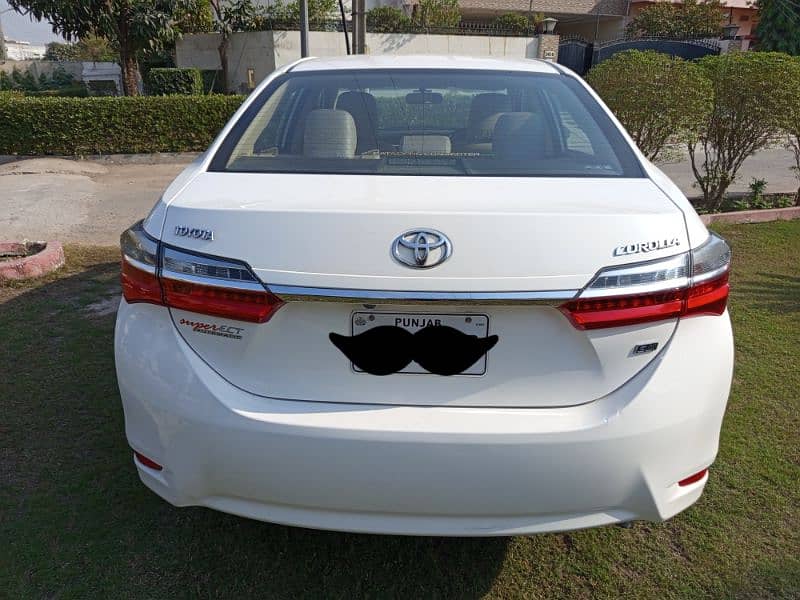 Toyota Corolla GLI 2019 9