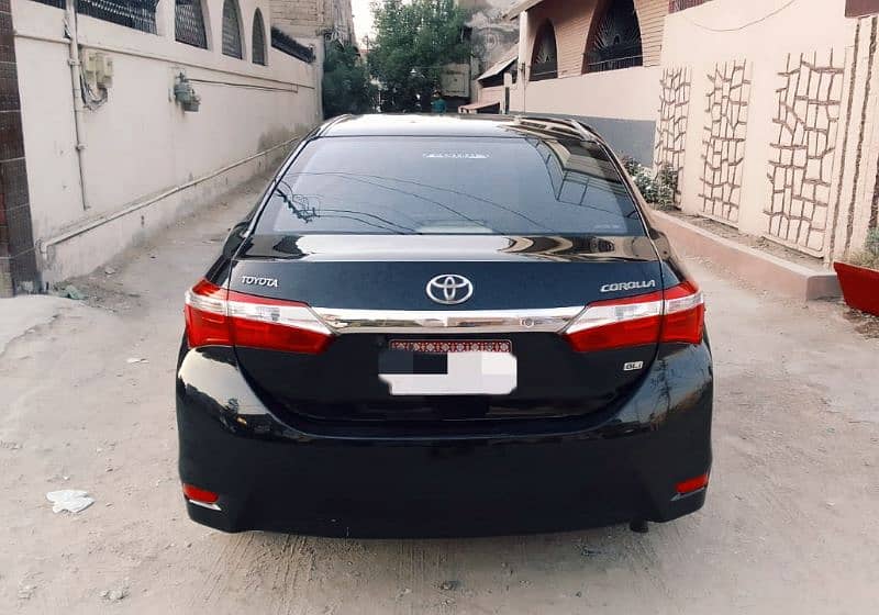 Toyota Corolla GLI 2015 1