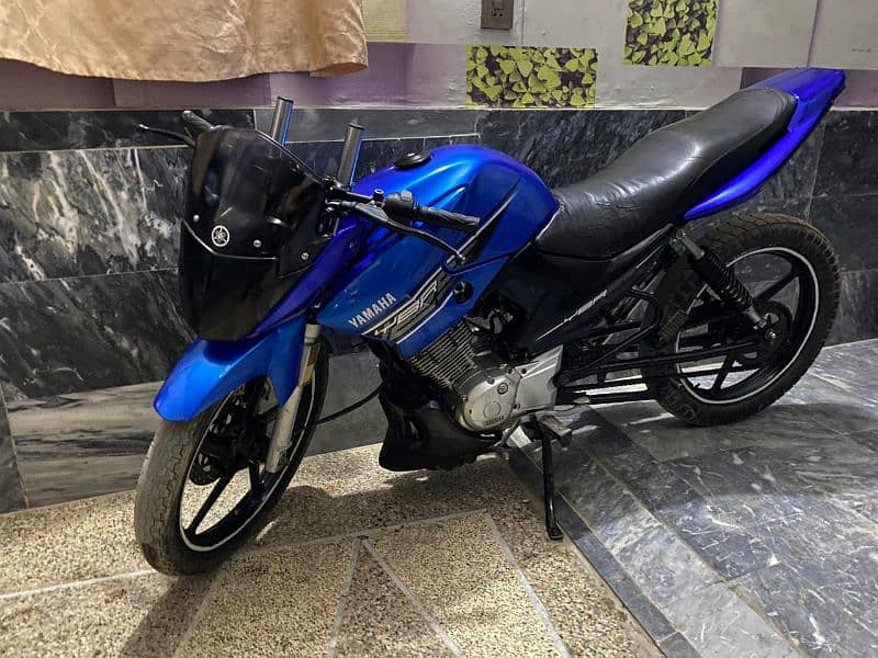 Yamaha Ybr 2016 model 1