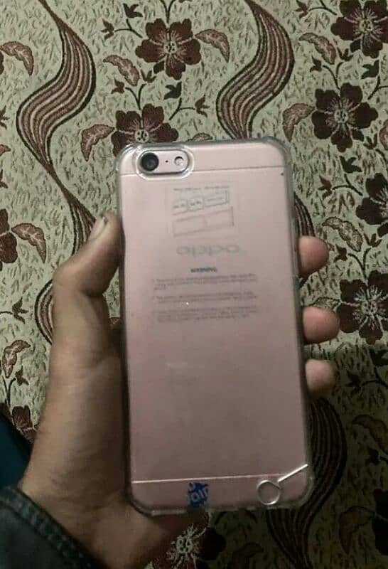 oppo A57 pta approved  10 by 10 conditions battery time bhot achi ha 0