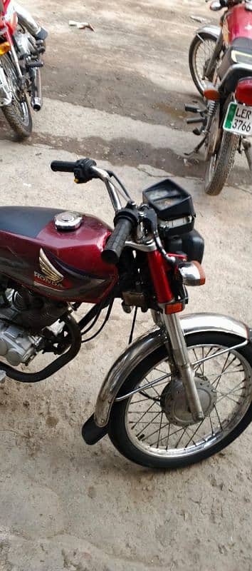 Honda 125 16 model best condition 3