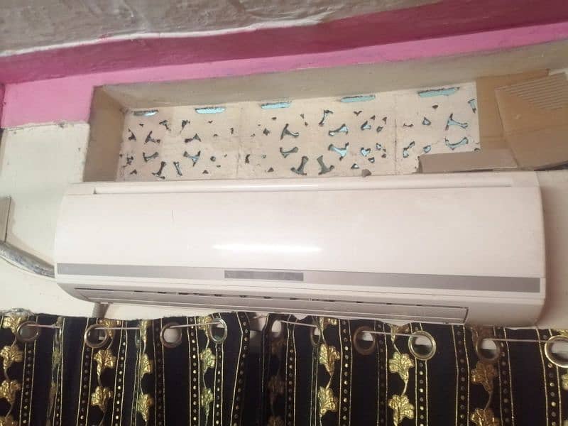 splits ac good condition GREE good working 1