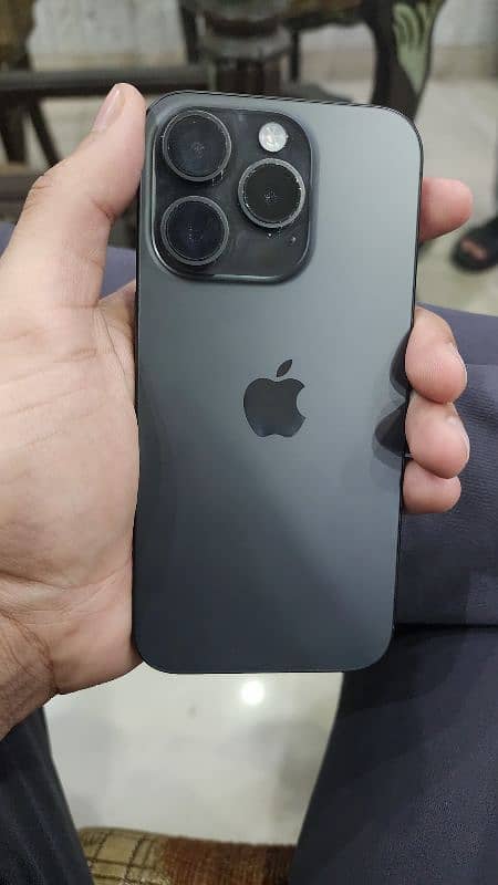 Iphone 15 pro 4