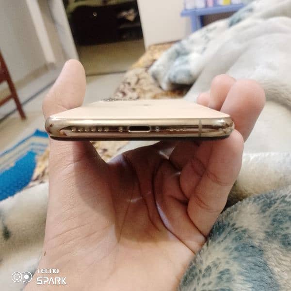 Iphone 11 pro  Non PTA 1