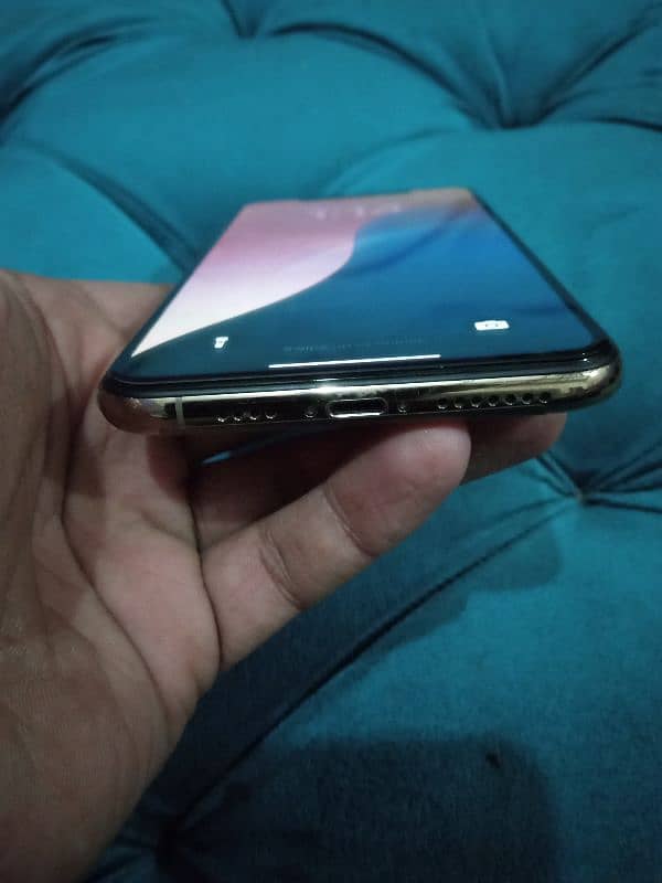 iphone xs max non PTA 3