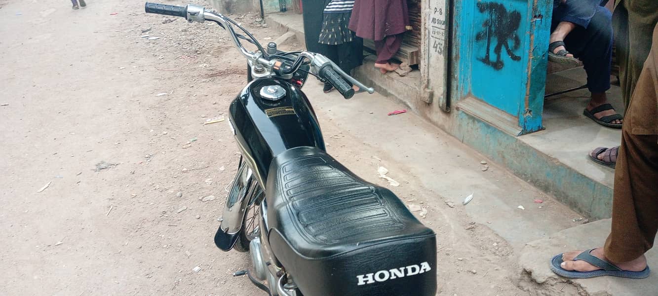 Honda CG 125 2009 3