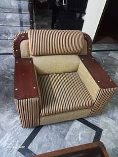 sofa set 7 seater very good condition