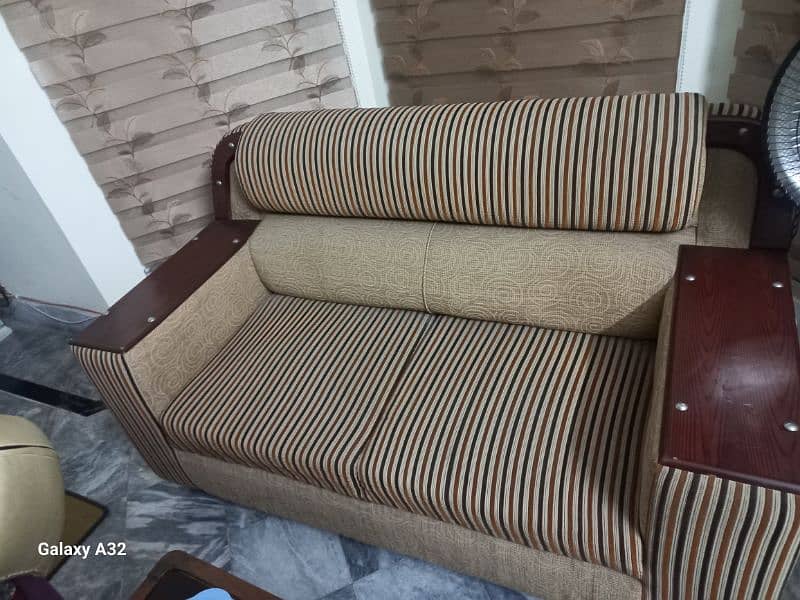 sofa set 7 seater very good condition 1