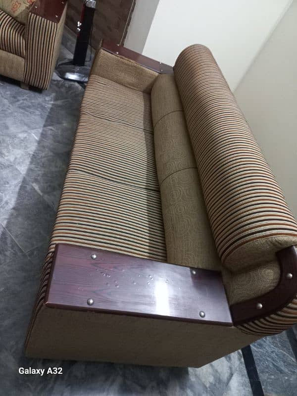 sofa set 7 seater very good condition 2