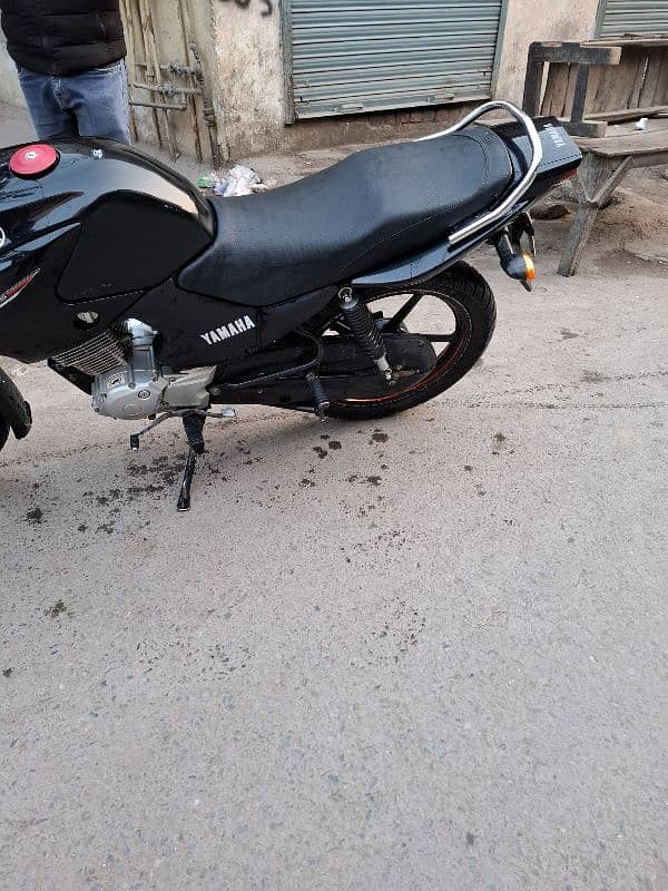 ybr 125 all ok lush condition 2018 model complete file 1