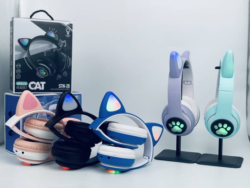 Stn-28 Cute Cat Wireless Bluetooth Headphone Led Light Random Color 3