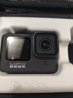 Go pro hero 9 black urgently for sale