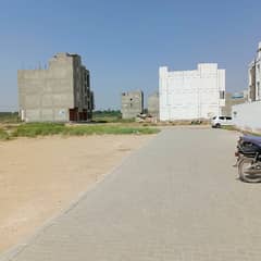 120 Sq Yard Transfer plot in SAADI GARDEN BLOCK 1