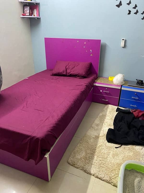 designers single beds ( kids) 0