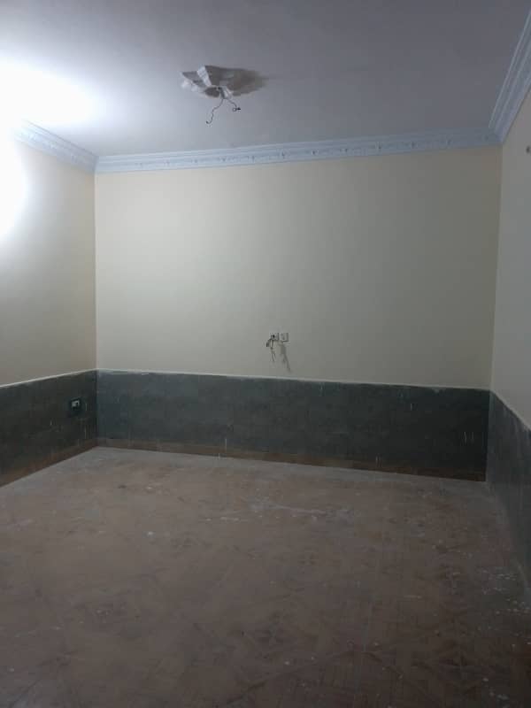 4 bed dd portion available for rent in north Karachi 1