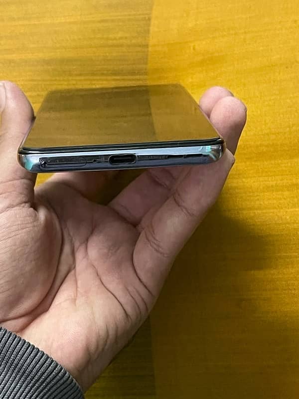 oneplus 9 12/256 available for sale 2