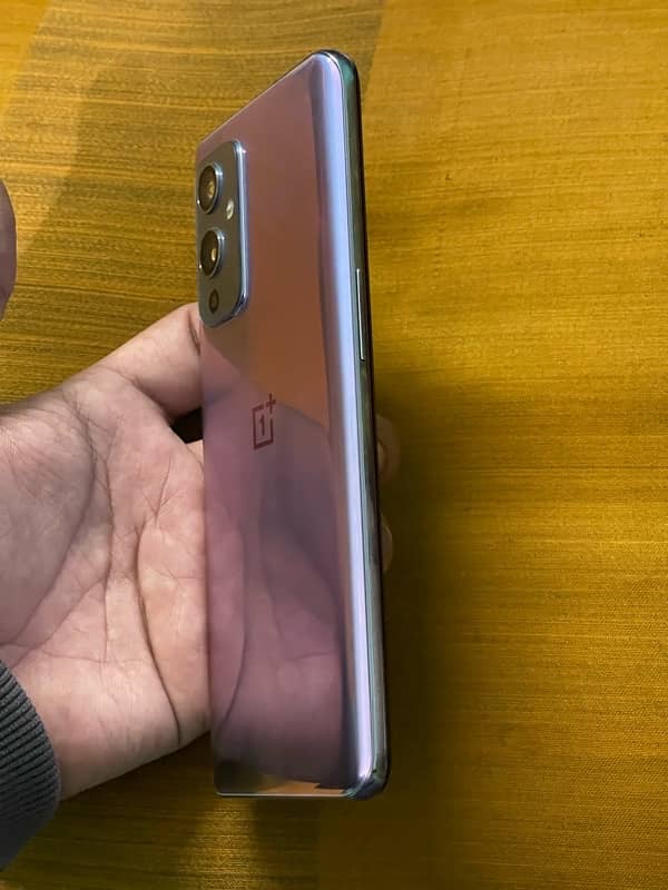 oneplus 9 12/256 available for sale 3