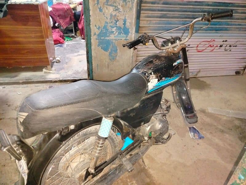 Challenger bike 70cc 2007 model Hyderabad number 3