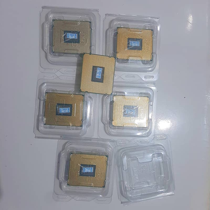 Intel Xeon E5 2640 V4  ( L3  Casha ) 25MB 8