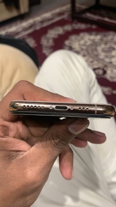 Iphone XS 64 GB Non Factory Unlocked (Read Description) 3