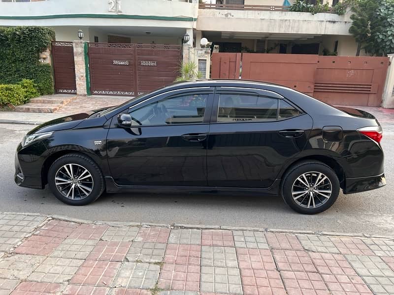 Toyota Corolla Altis 2018 3