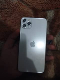 I phone 11 pro max 256 gb Face ID ok battery 75% with box