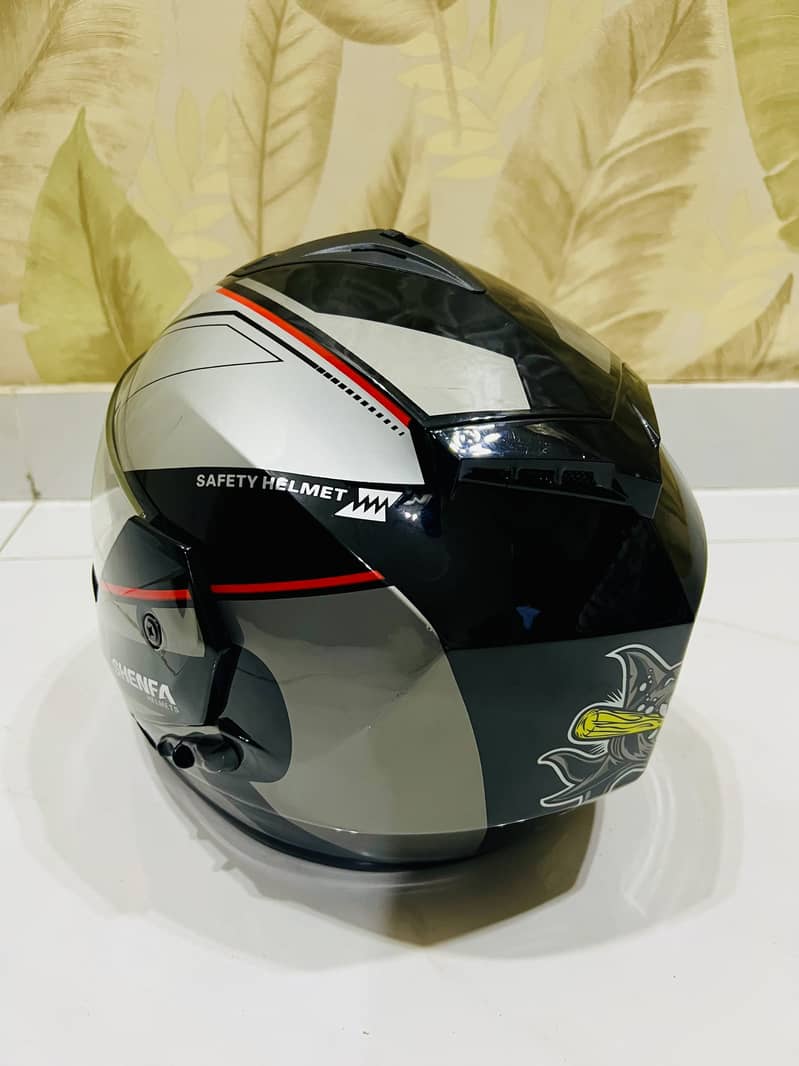 For Sale: Sports Heavy Bike Helmet (Binli Helmets) 3