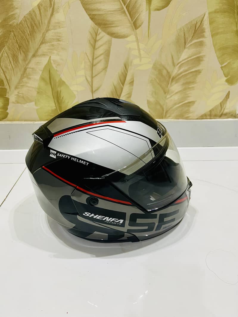 For Sale: Sports Heavy Bike Helmet (Binli Helmets) 5