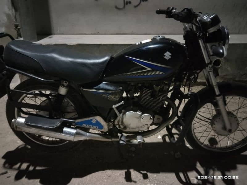 suzuki GS 150cc 1