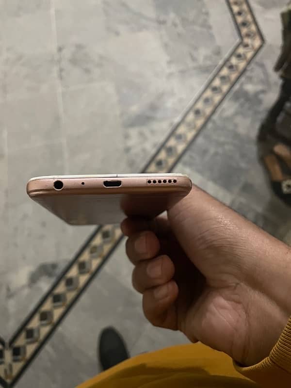 Oppo A57 0