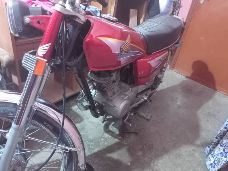 Honda cg 125 2001 model 0