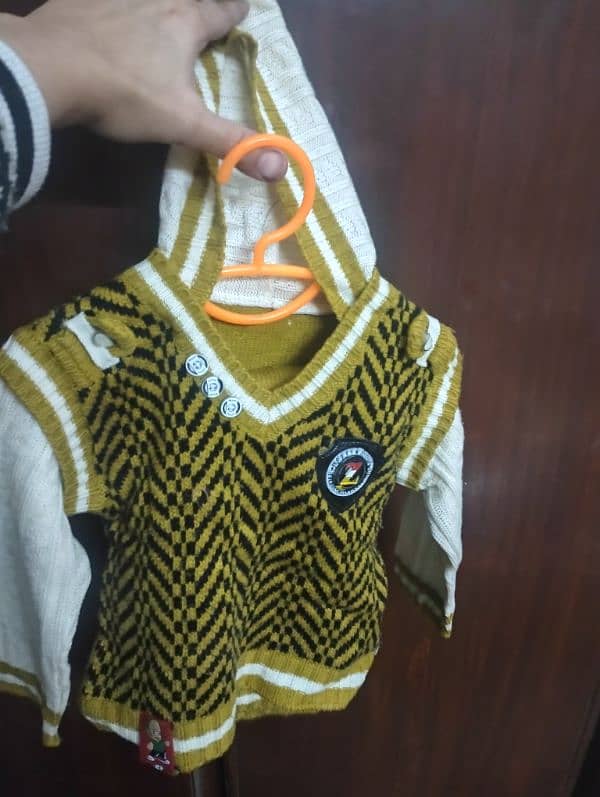 Imported Baby clothes in good condition 500 only ,reasonable price 1