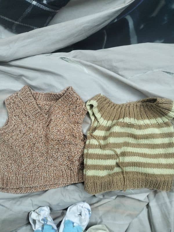 Imported Baby clothes in good condition 500 only ,reasonable price 9