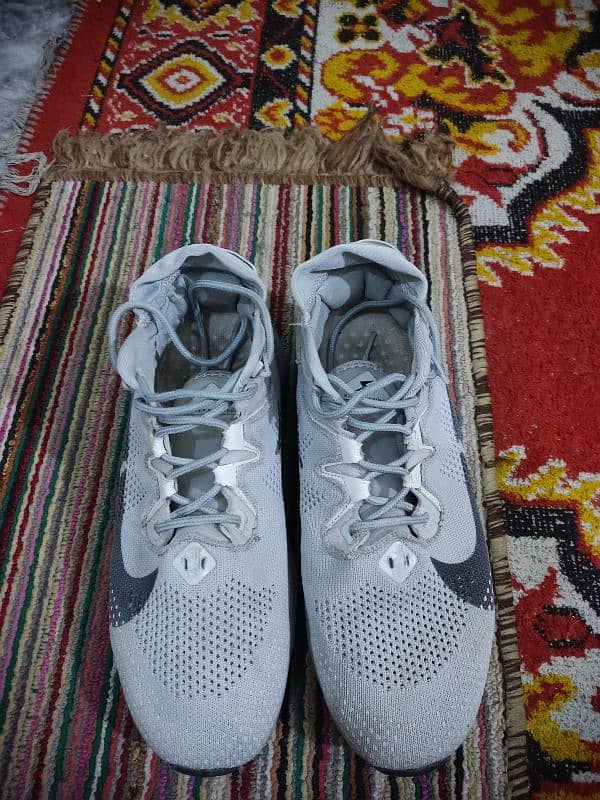 NIKE sports shoes pain relief . . . original . . . . . made in Vietnam 2