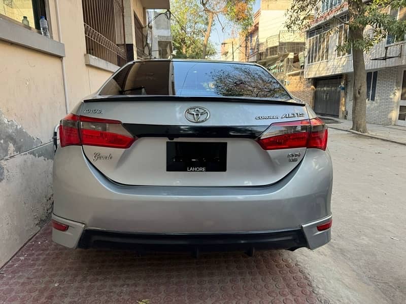 Toyota Altis Grande 2015 4