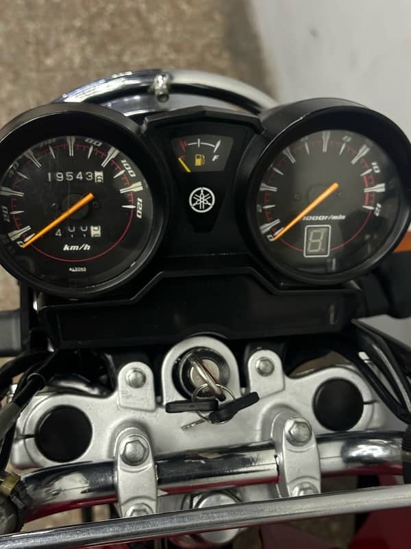 yamaha ybr125g 2021 model ( low millage ) 7