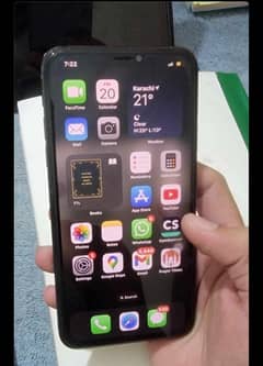 Iphone 11 pro max 64gb PTA APPROVED