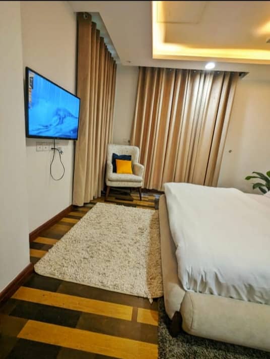 Luxury Oned Bedroom At Gold Crest Mall On Daily Basis 1