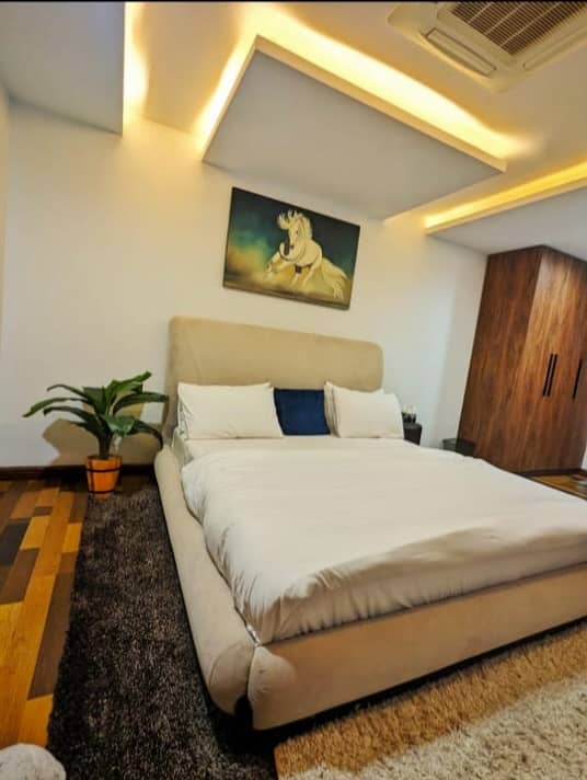 Luxury Oned Bedroom At Gold Crest Mall On Daily Basis 2