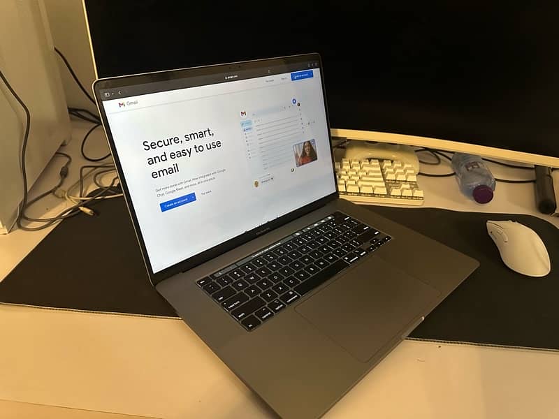 macbook pro 2019 16inch 32gb 1