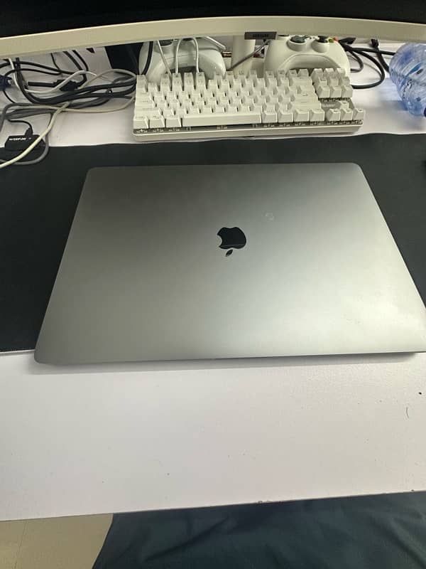 macbook pro 2019 16inch 32gb 4