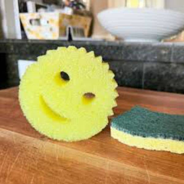 Scrub Daddy Damp duster and Sponge Available At whole Sale rate 0