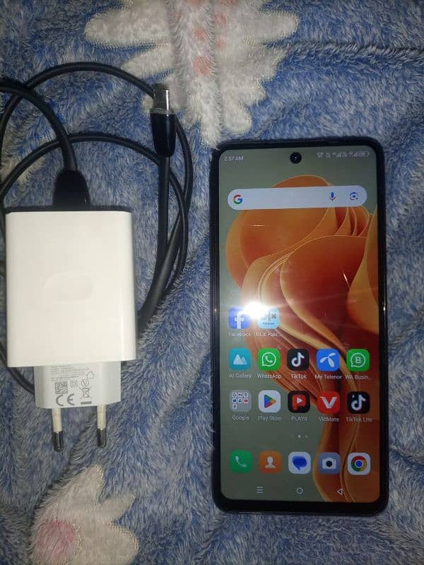 infinix hot 40 PTA proof 8. RAM 128. ROM all okay no open condition 10. 3