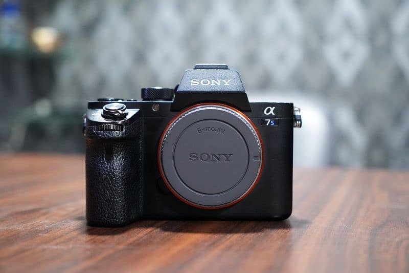 Sony A7sii body 100%ok working 3