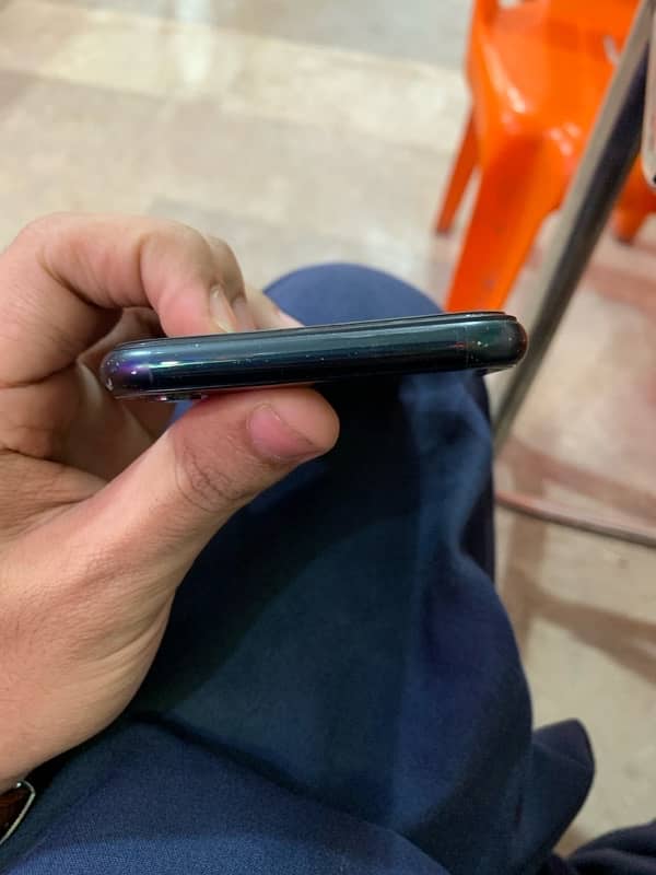 iPhone XR 64gb non pta 3