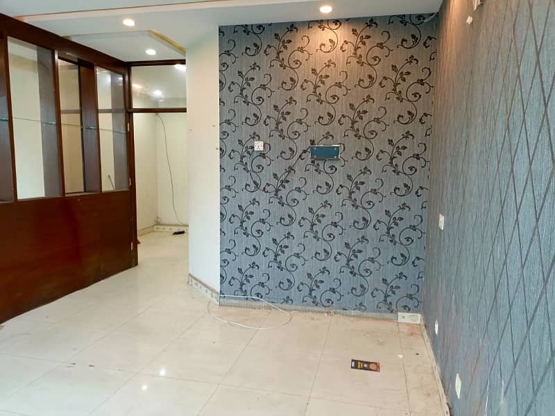 4 Marla 1st Floor For Rent In DHA Phase 4 Block DD, Pakistan 2