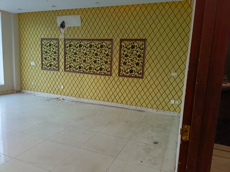 4 Marla 1st Floor For Rent In DHA Phase 4 Block DD, Pakistan 14